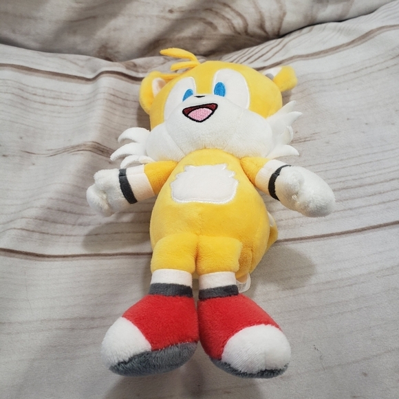 Kidrobot Phunny Sonic The Hedgehog Tails Yellow Plush Stuffed Toy 9 Inch 2021 - Picture 5 of 9
